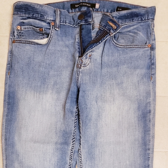 NWOT Banana Republic 33×34 factory distresse - Picture 2 of 8